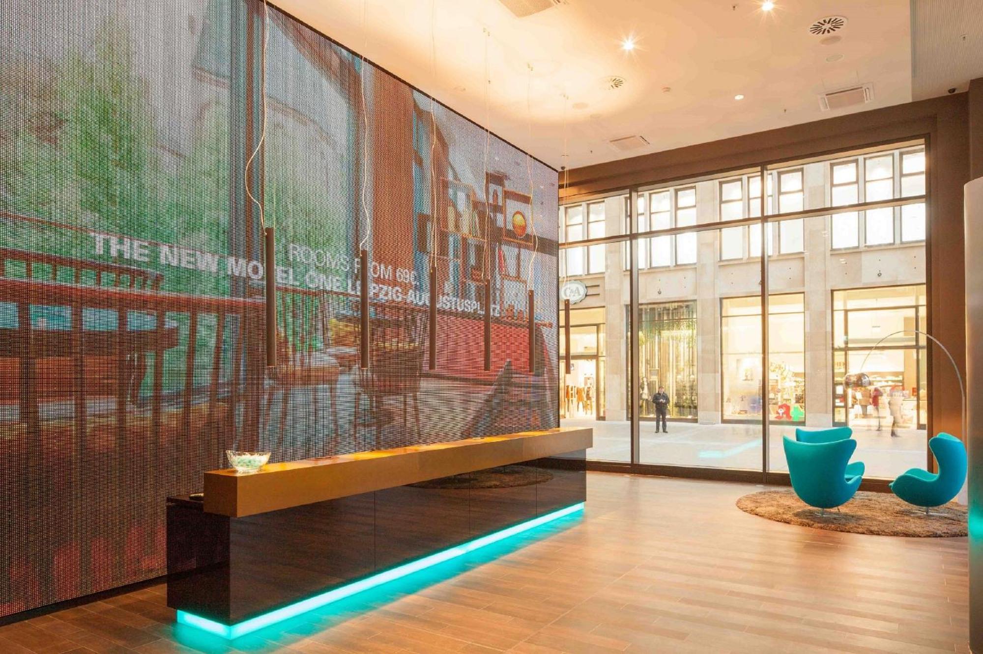 Motel One Berlin-Potsdamer Platz Bagian luar foto