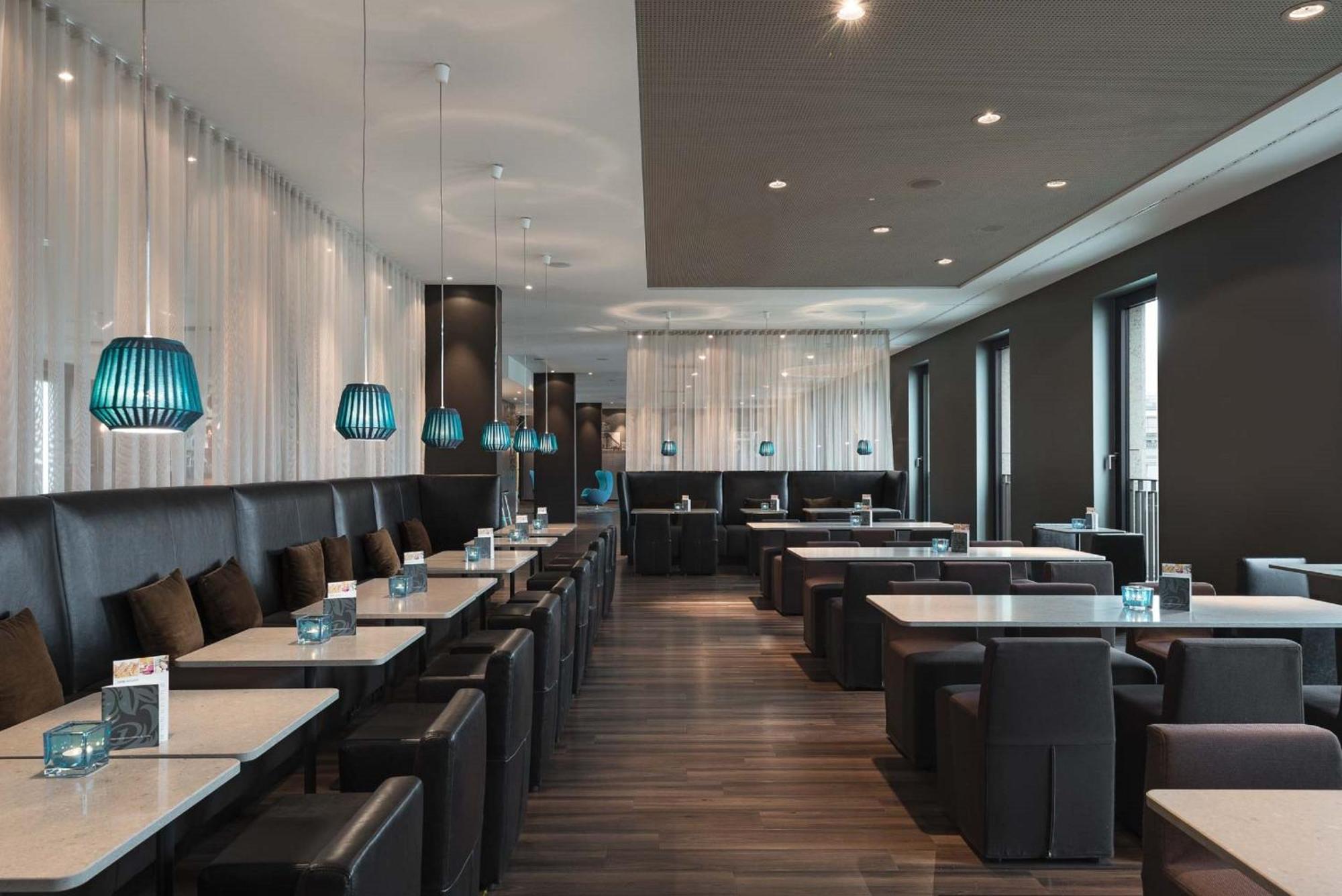 Motel One Berlin-Potsdamer Platz Bagian luar foto