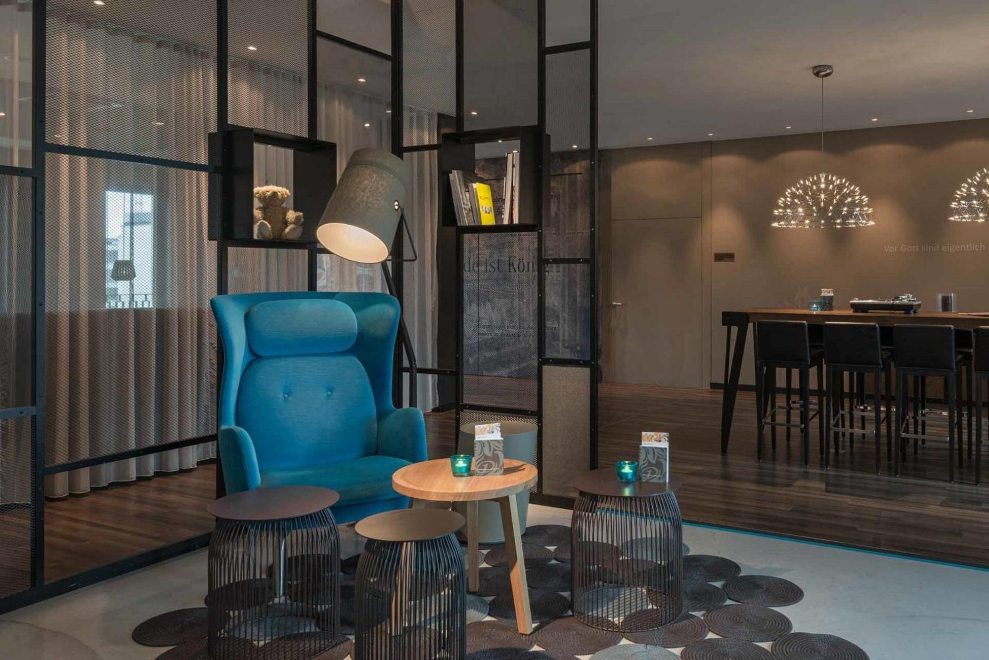 Motel One Berlin-Potsdamer Platz Bagian luar foto