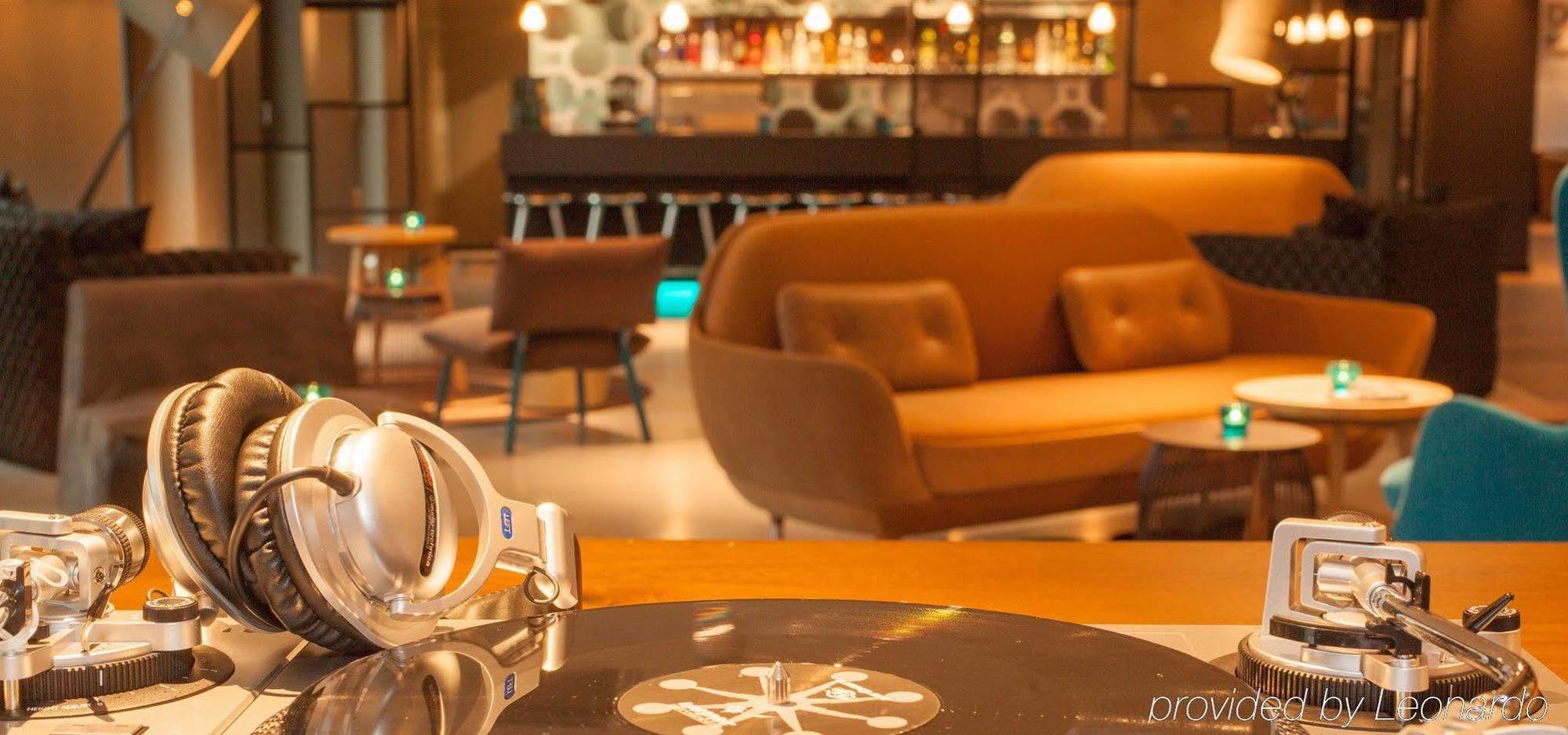 Motel One Berlin-Potsdamer Platz Bagian luar foto