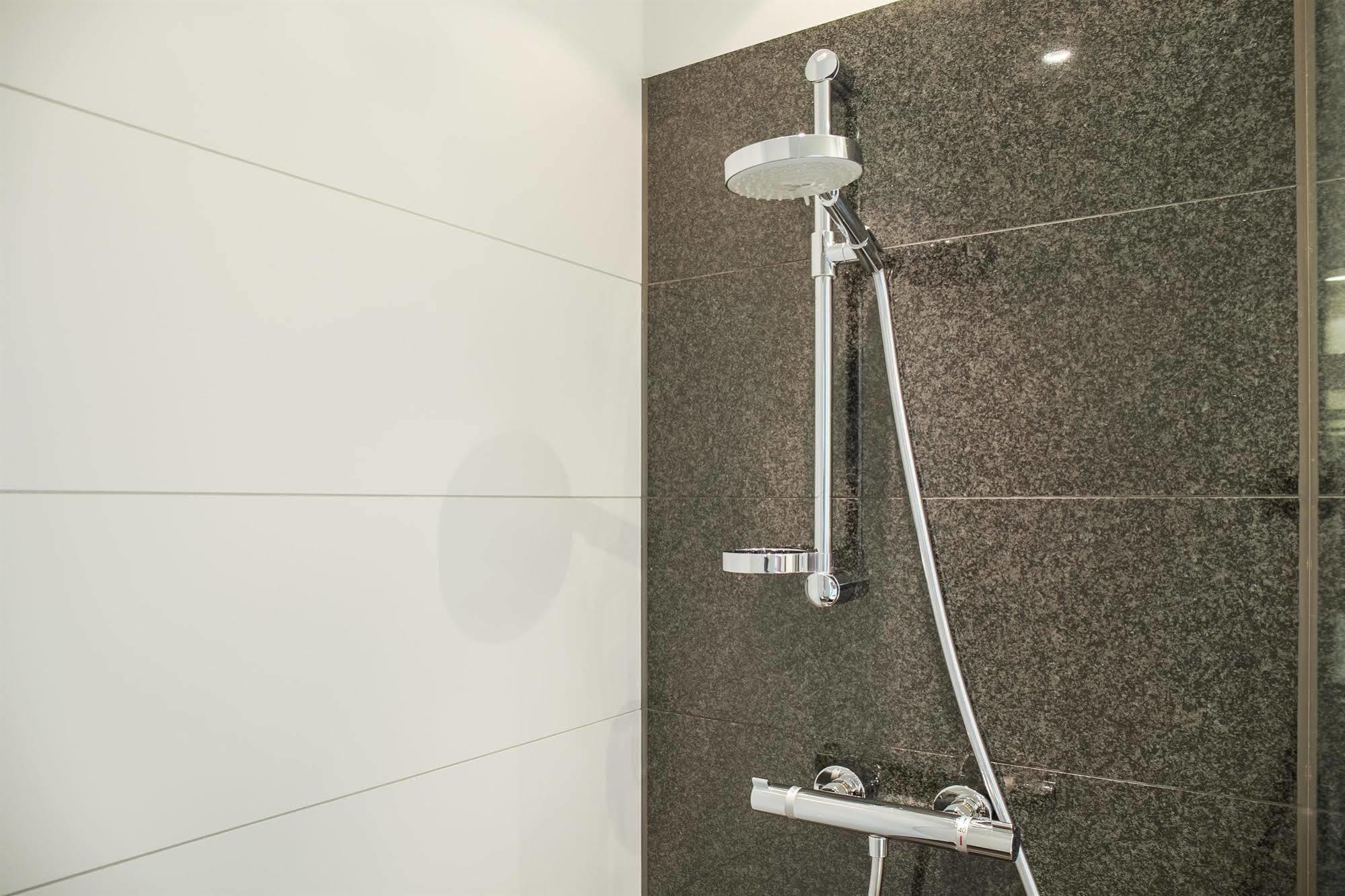 Motel One Berlin-Potsdamer Platz Bagian luar foto